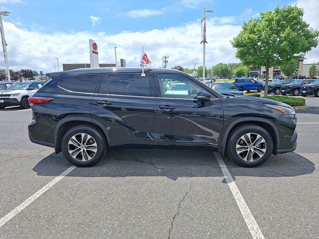 2021 Toyota Highlander XLE AWD - 22924768 - 59