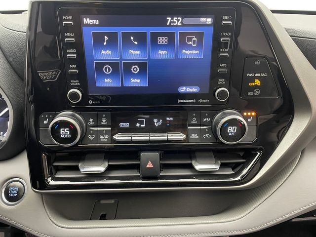 2021 Toyota Highlander XLE AWD - 22959843 - 33
