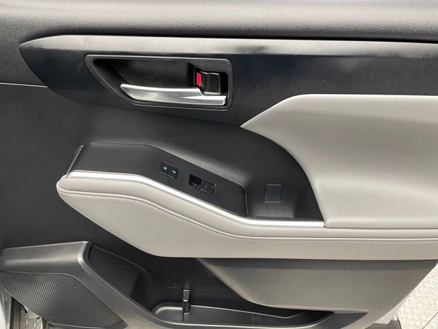 2021 Toyota Highlander XLE AWD - 22983545 - 14