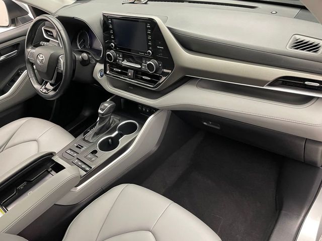 2021 Toyota Highlander XLE AWD - 22983545 - 15
