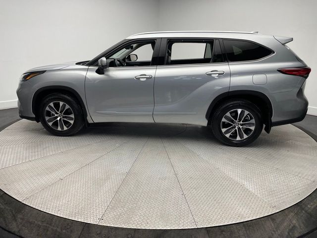 2021 Toyota Highlander XLE AWD - 22983545 - 7