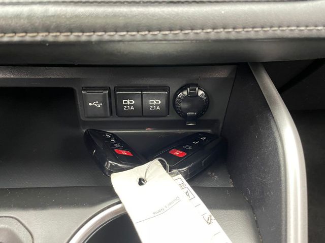 2021 Toyota Highlander XLE AWD - 22983970 - 27