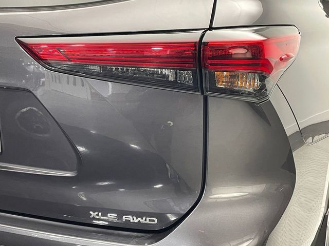 2021 Toyota Highlander XLE AWD - 22983970 - 46