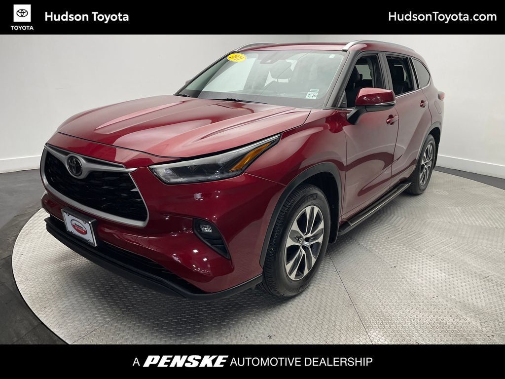 2021 Toyota Highlander XLE AWD - 22987782 | Video 1