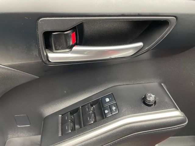 2021 Toyota Highlander XLE AWD - 22987782 - 9