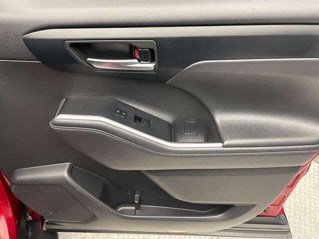 2021 Toyota Highlander XLE AWD - 22987782 - 14