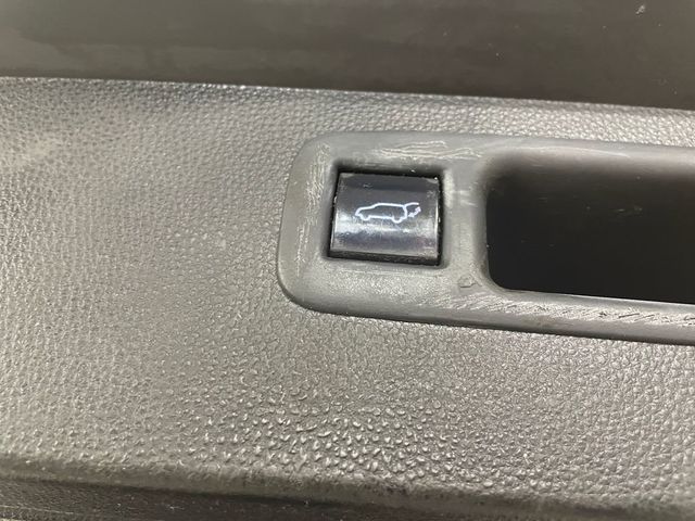 2021 Toyota Highlander XLE AWD - 22987782 - 45