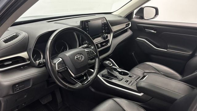 2021 Toyota Highlander XLE AWD - 23024367 - 16