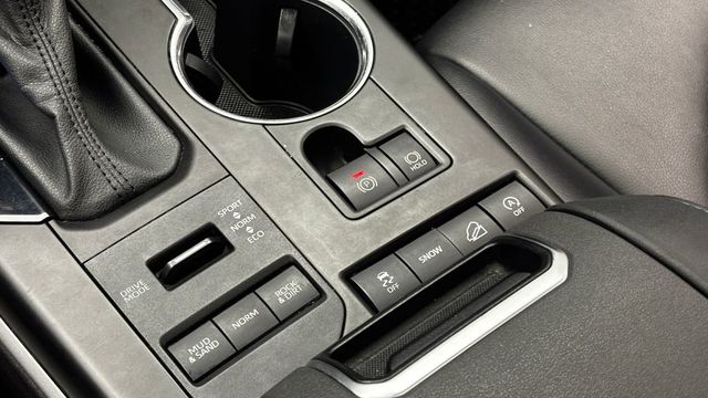 2021 Toyota Highlander XLE AWD - 23024367 - 27