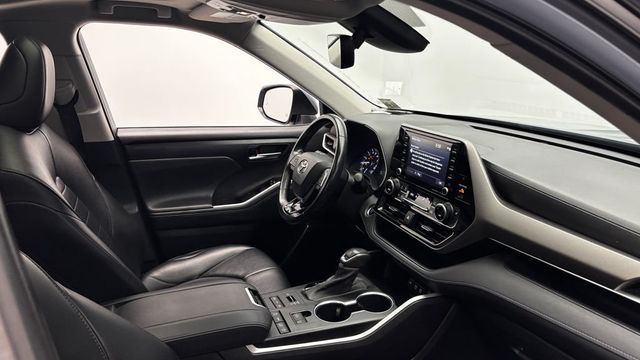 2021 Toyota Highlander XLE AWD - 23024367 - 47