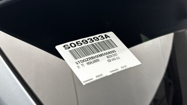 2021 Toyota Highlander XLE AWD - 23024367 - 54