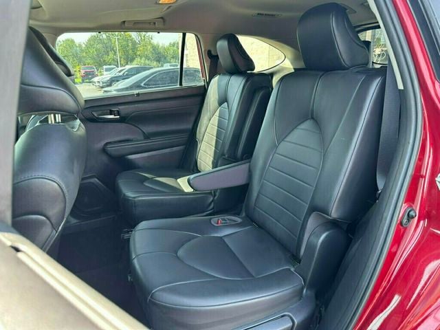 2021 Toyota Highlander XLE AWD - 23069684 - 17