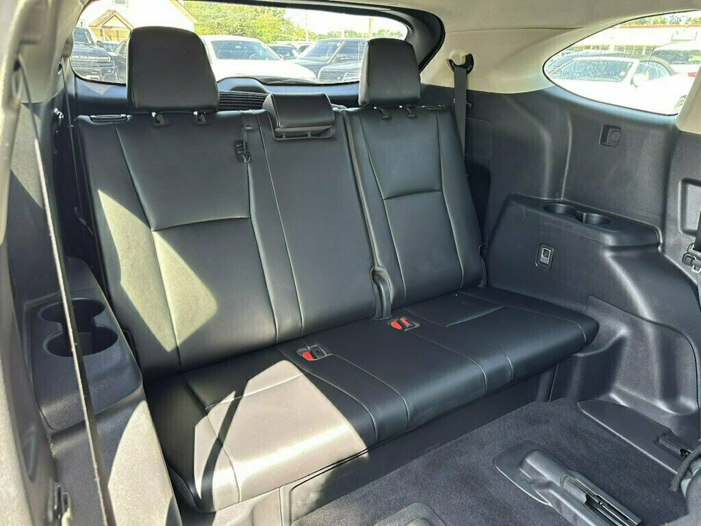 2021 Toyota Highlander XLE AWD - 23069684 - 22