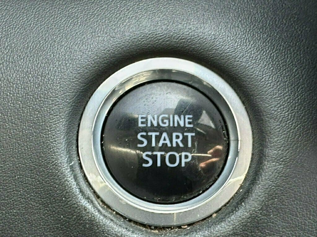 2021 Toyota Highlander XLE AWD - 23069684 - 29