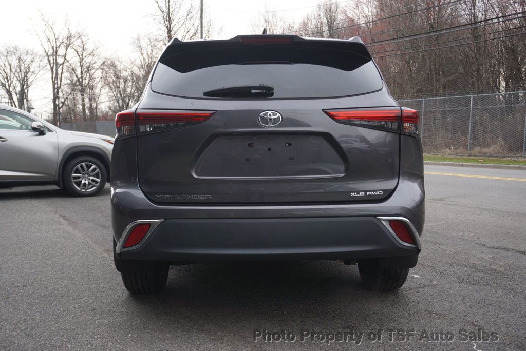 2021 Toyota Highlander XLE AWD - 22369996 - 5