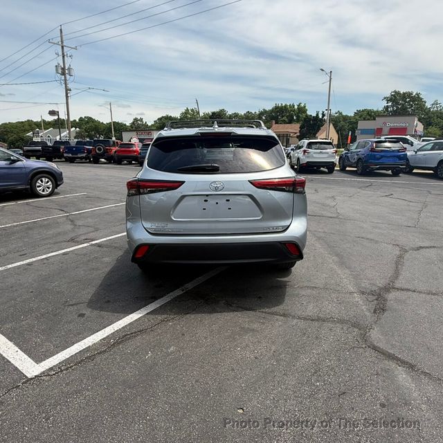 2021 Toyota Highlander XLE AWD V6 W/LANE DEPARTURE WARNING, ENTUNE AUDIO, APPLE CARPLAY - 23040019 - 14