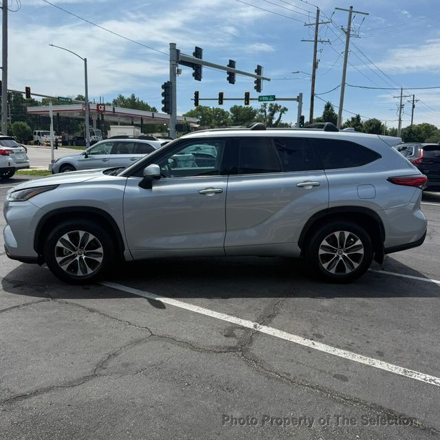 2021 Toyota Highlander XLE AWD V6 W/LANE DEPARTURE WARNING, ENTUNE AUDIO, APPLE CARPLAY - 23040019 - 8