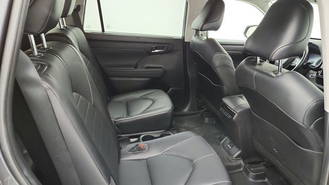 2021 Toyota Highlander XLE AWD with Premium Audio - 22951178 - 24