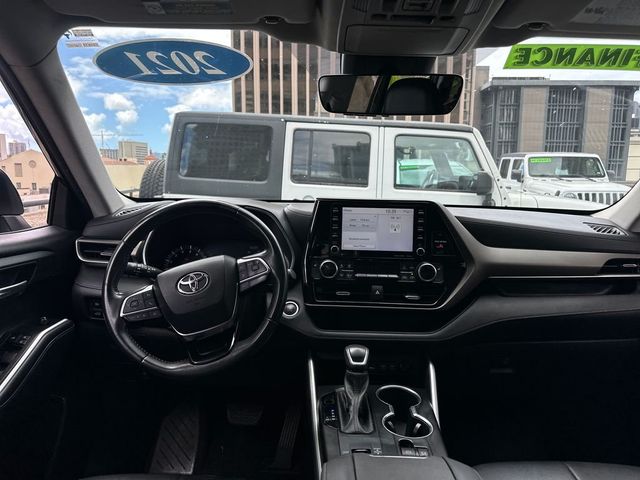 2021 Toyota Highlander XLE FWD - 23055332 - 11