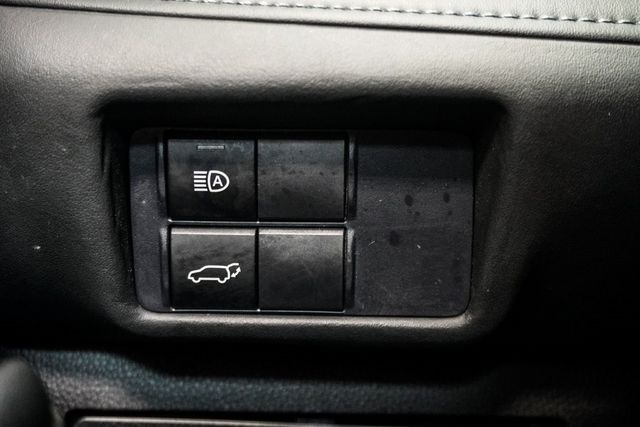 2021 Toyota Highlander XLE FWD - 22965702 - 24