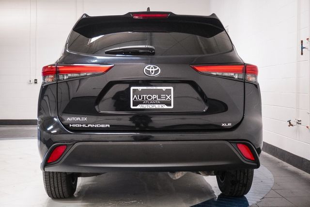 2021 Toyota Highlander XLE FWD - 22965702 - 38