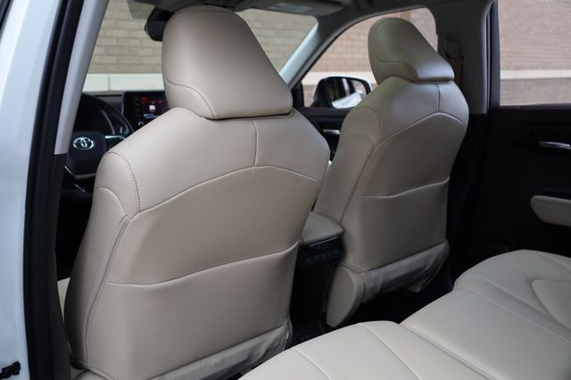 2021 Toyota Highlander XLE FWD - 22950759 - 16