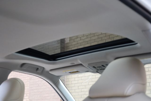 2021 Toyota Highlander XLE FWD - 22950759 - 21