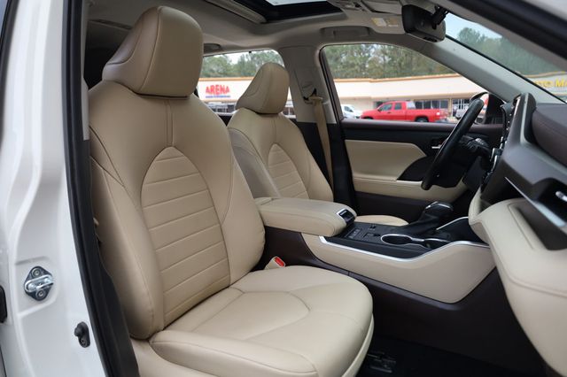 2021 Toyota Highlander XLE FWD - 22950759 - 23