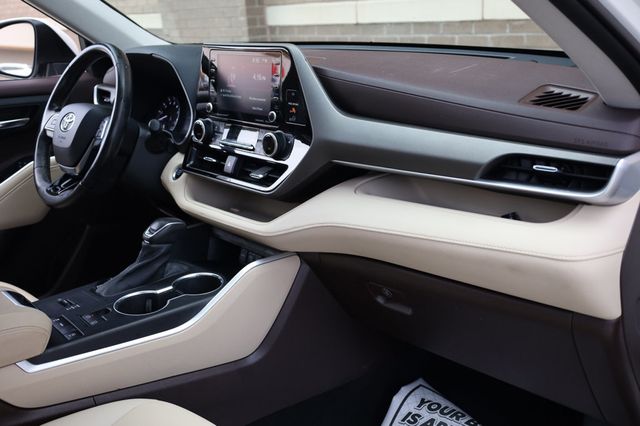 2021 Toyota Highlander XLE FWD - 22950759 - 24