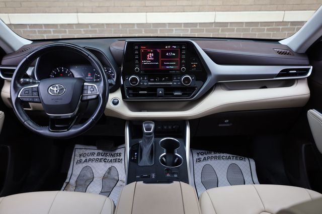 2021 Toyota Highlander XLE FWD - 22950759 - 25
