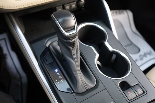 2021 Toyota Highlander XLE FWD - 22950759 - 37