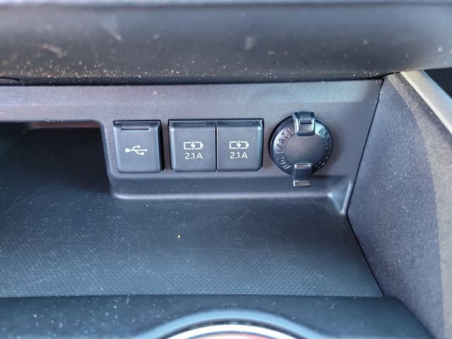 2021 Toyota Highlander XLE FWD - 22980370 - 14