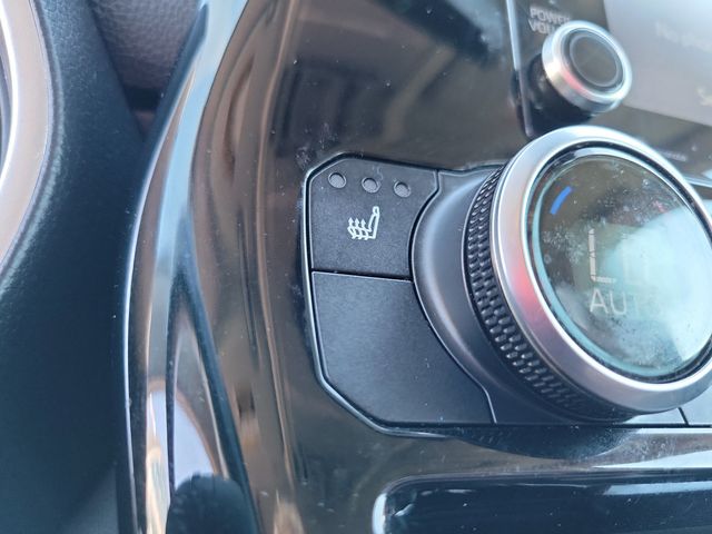 2021 Toyota Highlander XLE FWD - 22980370 - 16