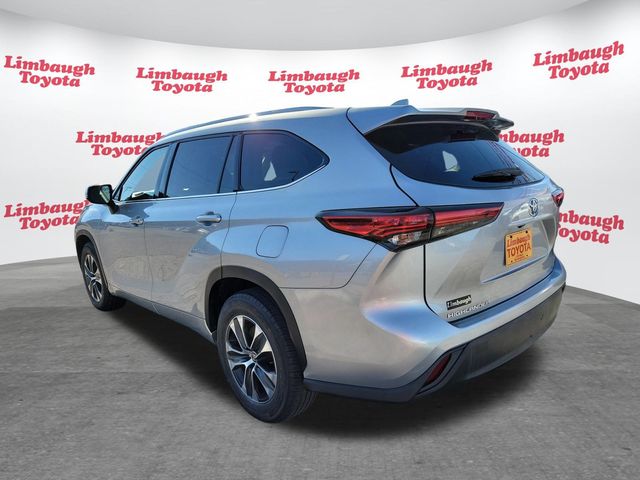 2021 Toyota Highlander XLE FWD - 22980370 - 27