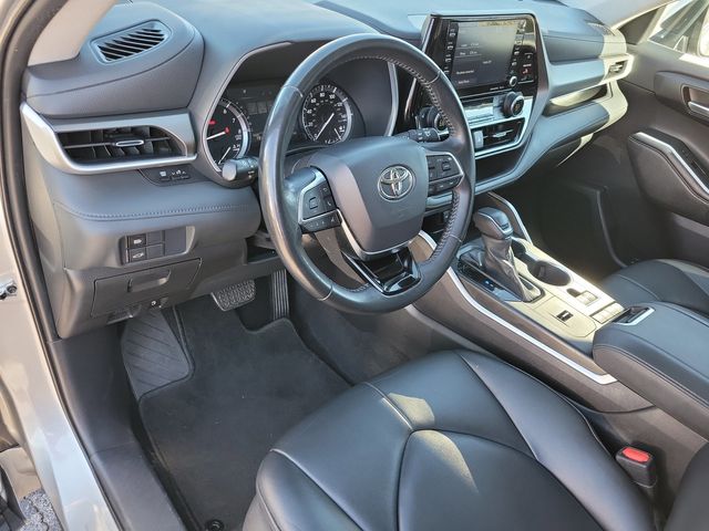 2021 Toyota Highlander XLE FWD - 22980370 - 2