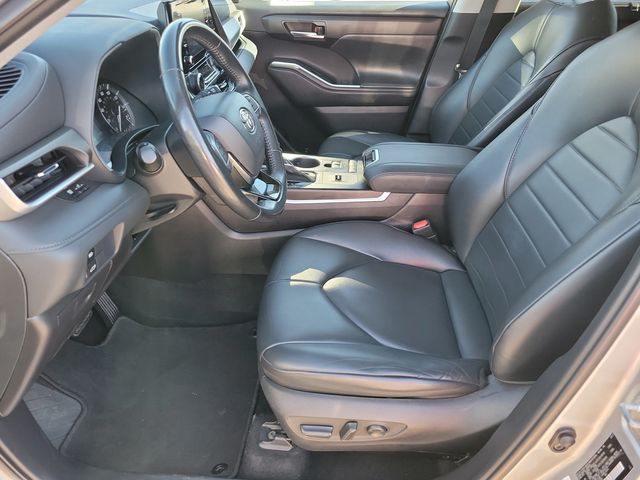 2021 Toyota Highlander XLE FWD - 22980370 - 3