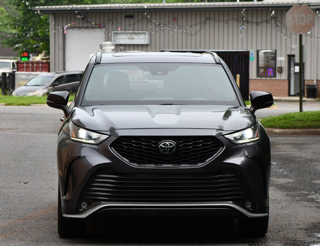 2021 Toyota Highlander XSE photo 2