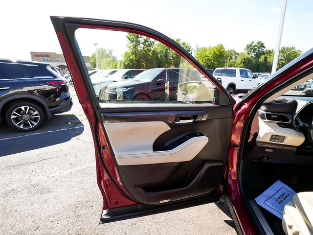 2021 Toyota Highlander Hybrid Limited - 23082145 - 10