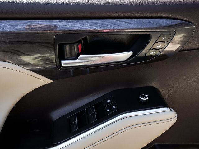 2021 Toyota Highlander Hybrid Limited - 23082145 - 11