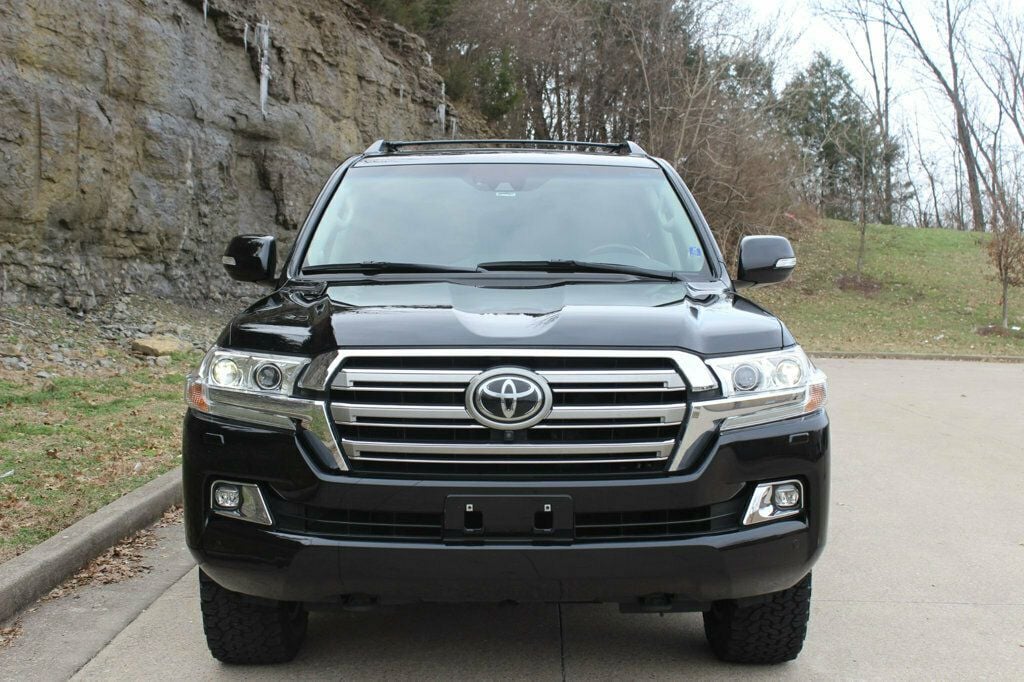 2021 Toyota Land Cruiser 4WD - 22777553 - 4