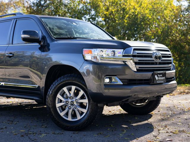 2021 Toyota Land Cruiser Last Year V8 Land Cruiser, PPF, Locking Differential, Third Row - 22944117 - 13