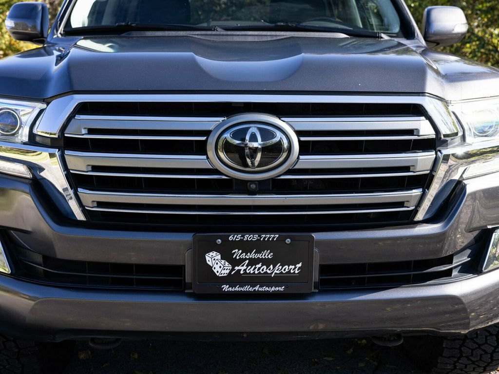 2021 Toyota Land Cruiser Last Year V8 Land Cruiser, PPF, Locking Differential, Third Row - 22944117 - 16