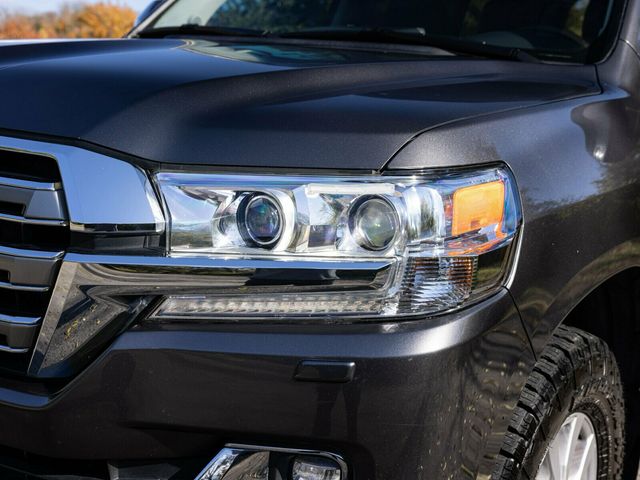 2021 Toyota Land Cruiser Last Year V8 Land Cruiser, PPF, Locking Differential, Third Row - 22944117 - 17