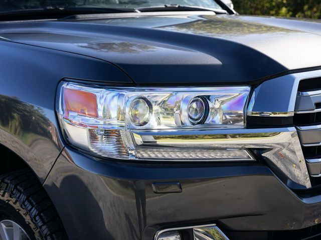 2021 Toyota Land Cruiser Last Year V8 Land Cruiser, PPF, Locking Differential, Third Row - 22944117 - 18