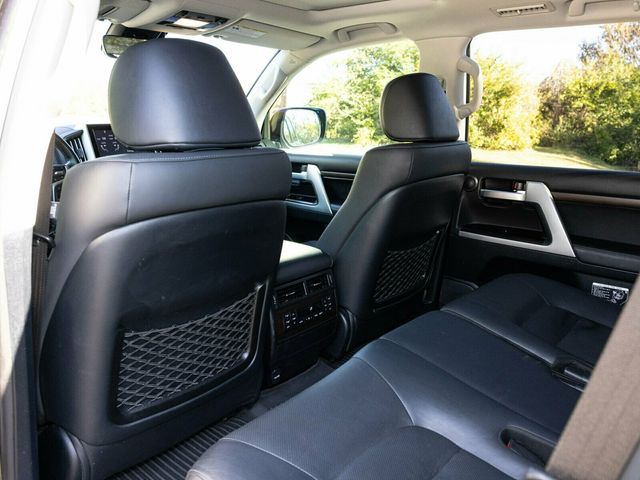 2021 Toyota Land Cruiser Last Year V8 Land Cruiser, PPF, Locking Differential, Third Row - 22944117 - 37