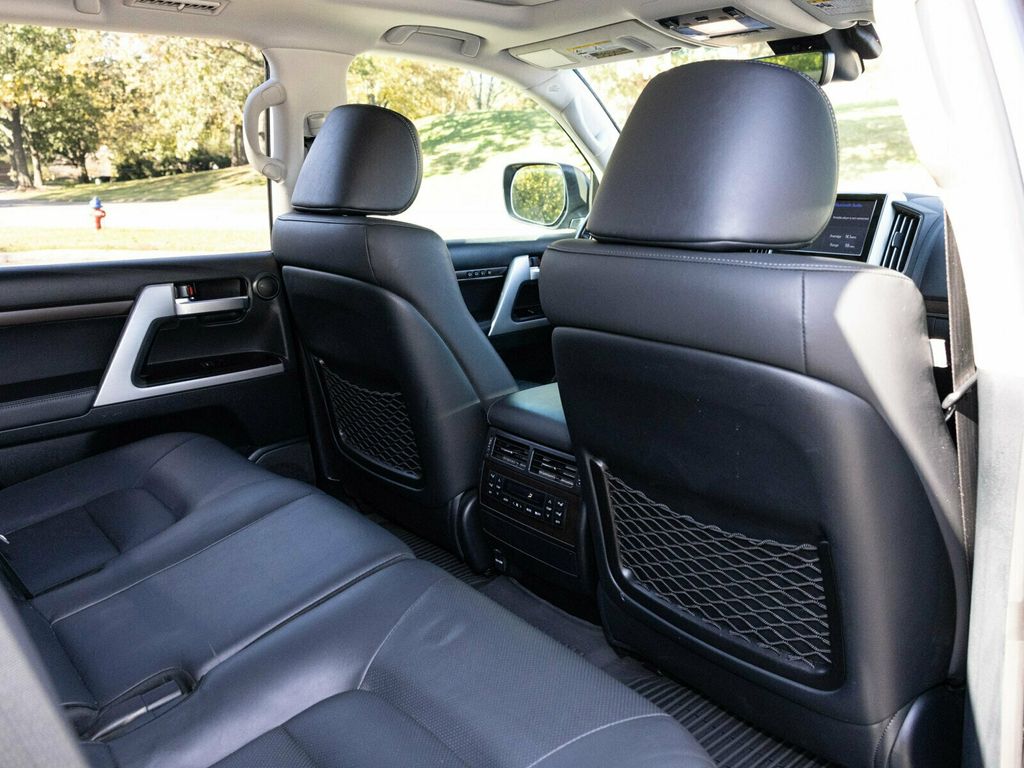 2021 Toyota Land Cruiser Last Year V8 Land Cruiser, PPF, Locking Differential, Third Row - 22944117 - 45