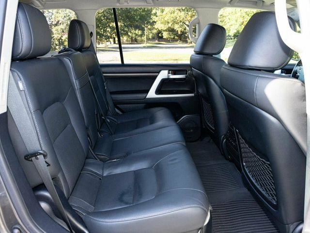 2021 Toyota Land Cruiser Last Year V8 Land Cruiser, PPF, Locking Differential, Third Row - 22944117 - 46