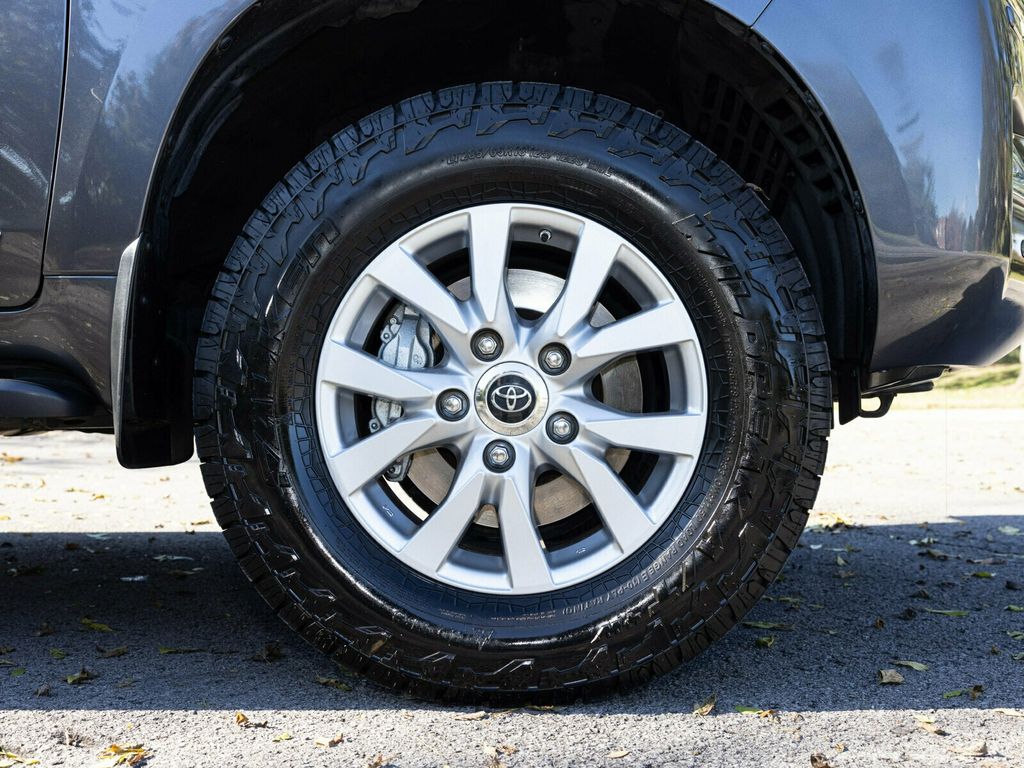 2021 Toyota Land Cruiser Last Year V8 Land Cruiser, PPF, Locking Differential, Third Row - 22944117 - 53