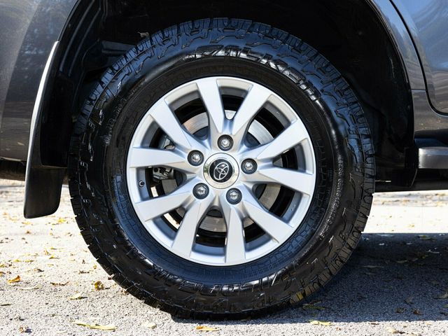 2021 Toyota Land Cruiser Last Year V8 Land Cruiser, PPF, Locking Differential, Third Row - 22944117 - 55