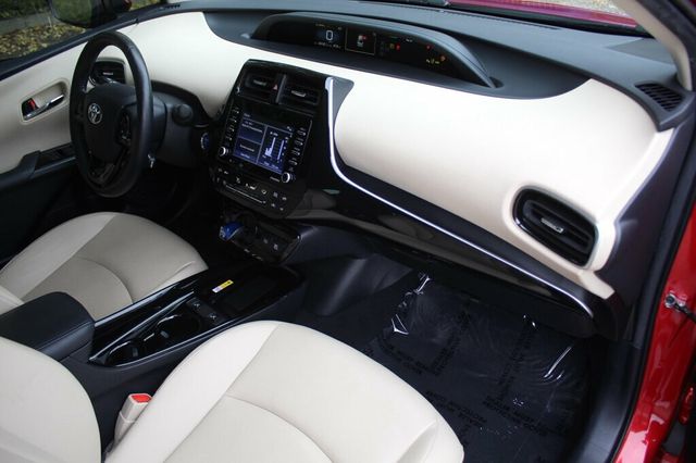 2021 Toyota Prius HYBRID XLE W/ LEATHER HEATED SEATS, HEATED STEERING WHEEL - 22932707 - 8
